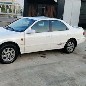 Toyota Camry 2000