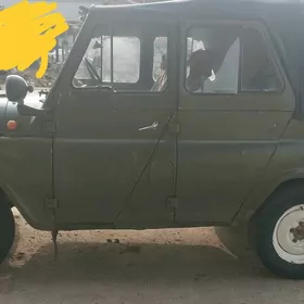 UAZ Profi 1980