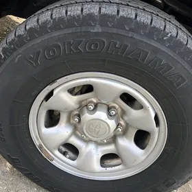 255 70 15 Teker YOKOHOMA