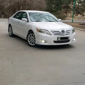 Toyota Camry 2011