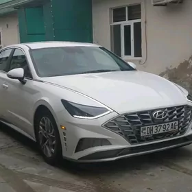 Hyundai Sonata 2022