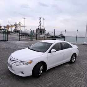 Toyota Camry 2010