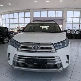 Toyota Highlander 2017