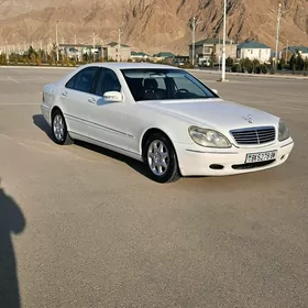 Mercedes-Benz S-Class 2001