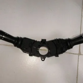 Hyundai Elantra Gitara