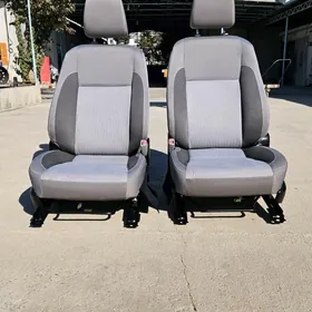 Karolla 2019 sidenya