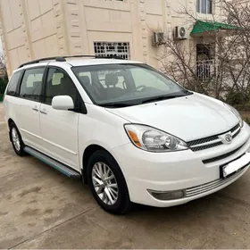Toyota Sienna 2005