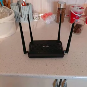 Tenda router