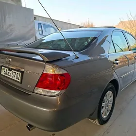 Toyota Camry 2005
