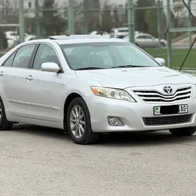 Toyota Camry 2010