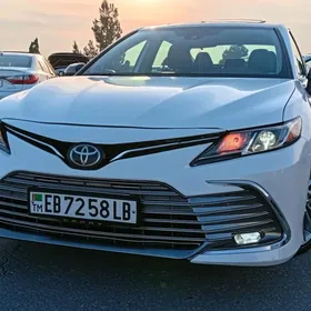 Toyota Camry 2020