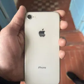 iPhone 8