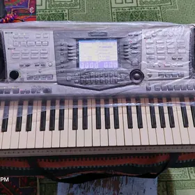 YAMAHA-PSR-2000