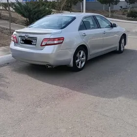 Toyota Camry 2011