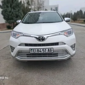Toyota RAV4 2017