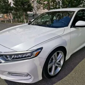 Honda Accord 2019