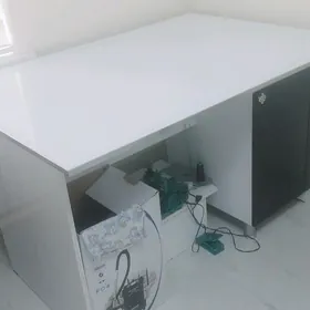 Tiknçilik uçin stol parta