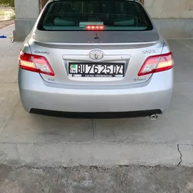 Toyota Camry 2010
