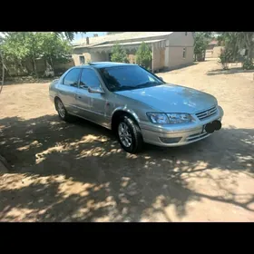Toyota Camry 2001
