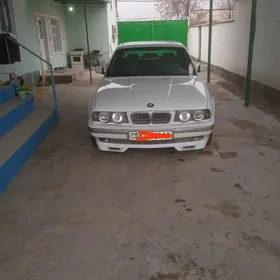 BMW 525 1992