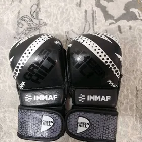 Perçatka/Перчатки