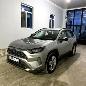Toyota RAV4 2021