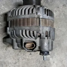 Generatyr Nissan Wersa