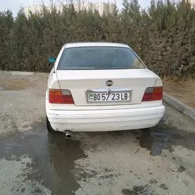 BMW 325 1992