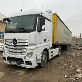 Mercedes-Benz ACTROS 3331 2014