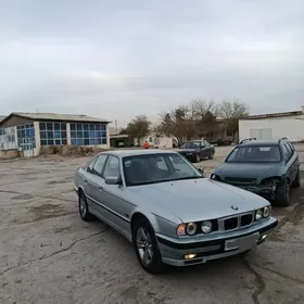 BMW 525 1990