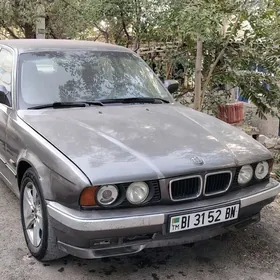 BMW 525 1992
