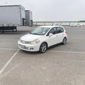 Nissan Versa 2010
