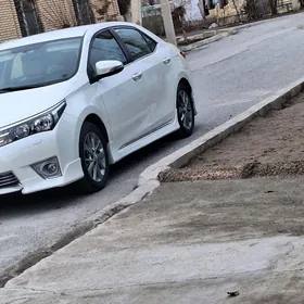 Toyota Corolla 2014