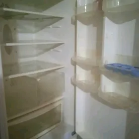 холодильник в хорошем состояни