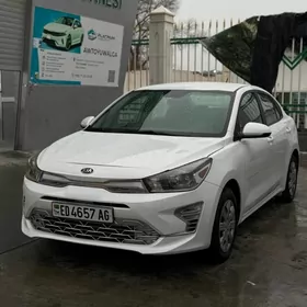 Kia Rio 2021