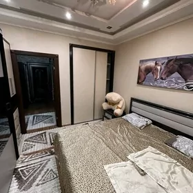 10 MKR.4KOM. 10.мкр.4 ком.72м2