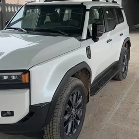 Toyota Land Cruiser Prado 2025