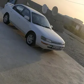 Toyota Corolla 1992