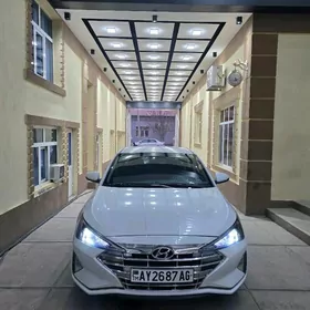 Hyundai Elantra 2019