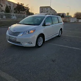 Toyota Sienna 2017