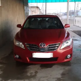 Toyota Camry 2010