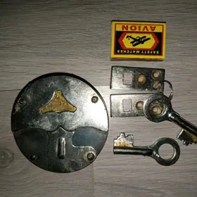 Навесной замок