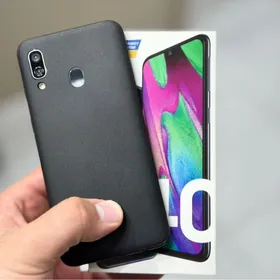 Samsung A40 4/64GB