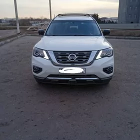 Nissan Pathfinder 2020