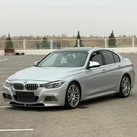 BMW 330 2014