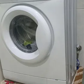 Kir masyn. Стиральная машина.