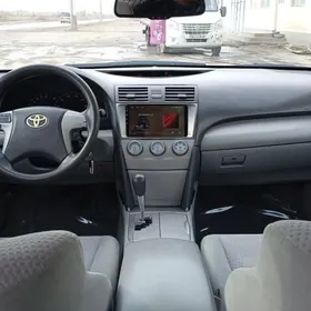 Toyota Camry 2011
