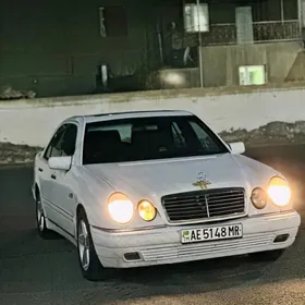 Mercedes-Benz 400E 1998