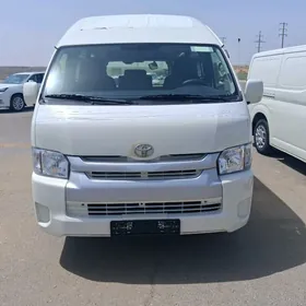 Toyota Hiace 2025