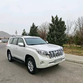 Toyota Land Cruiser Prado 2015